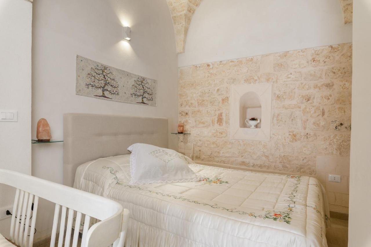 Stairway With Jacuzzi By Wonderful Italy Lägenhet Ostuni Exteriör bild
